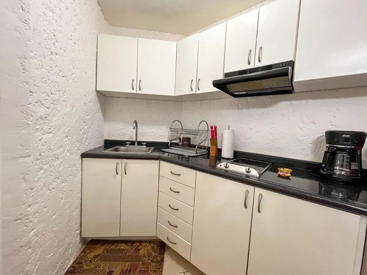 1 Room Apartment In Zona Hotelera Cancun