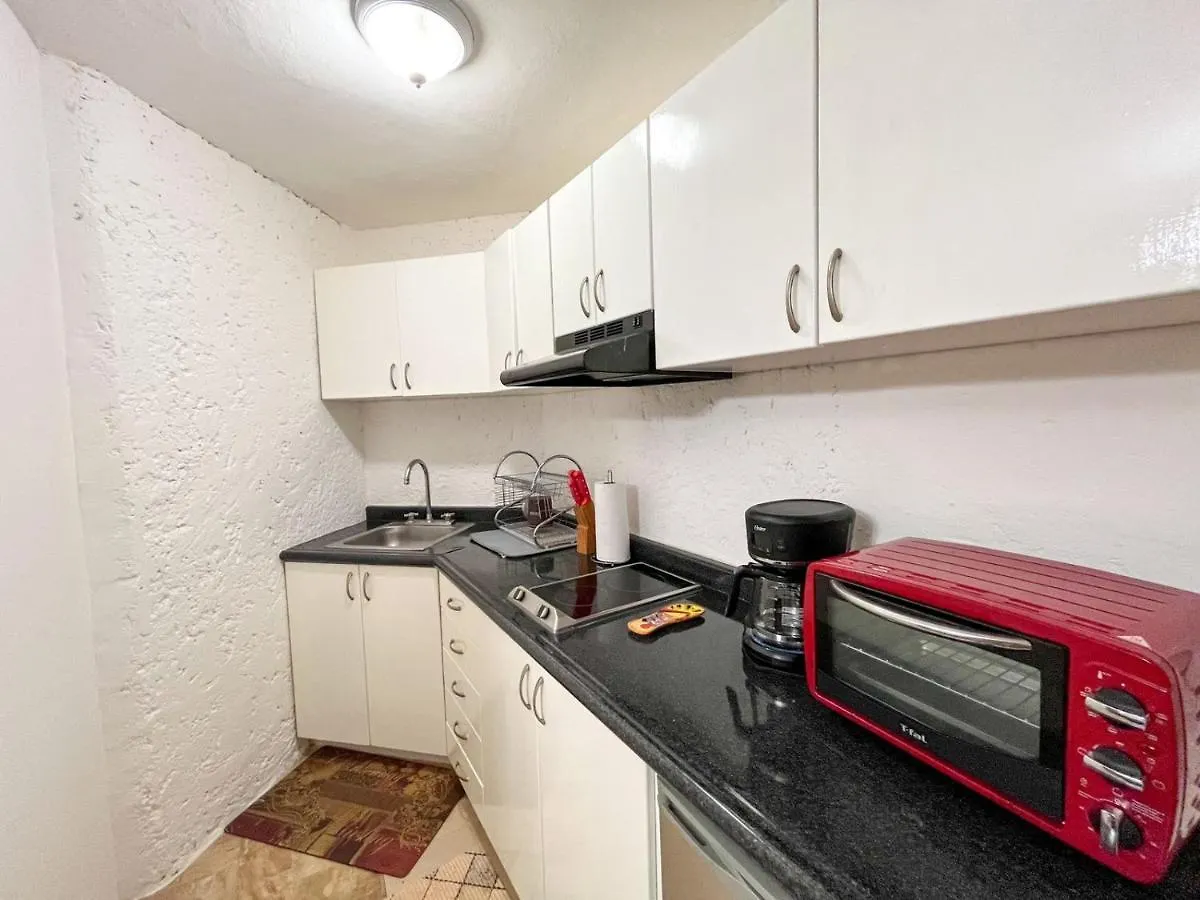 1 Room Apartment In Zona Hotelera Cancun