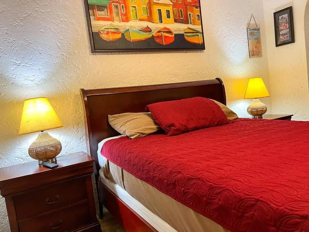 1 Room Apartment In Zona Hotelera Cancun