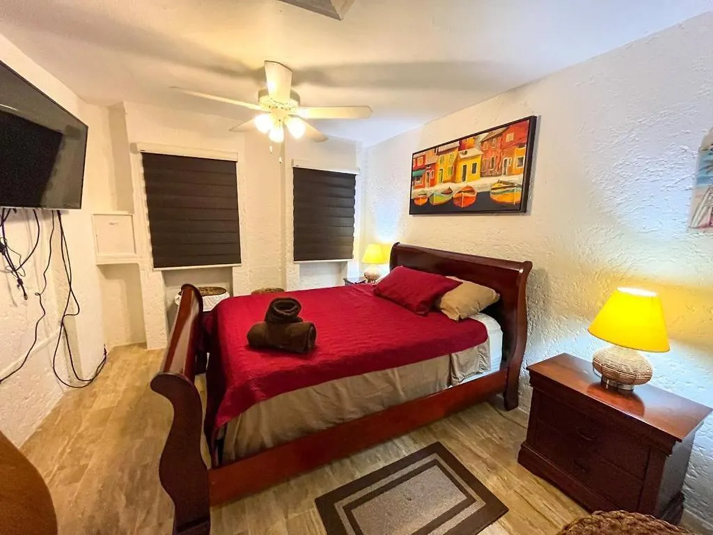 1 Room Apartment In Zona Hotelera Cancun 0*,  Mexico