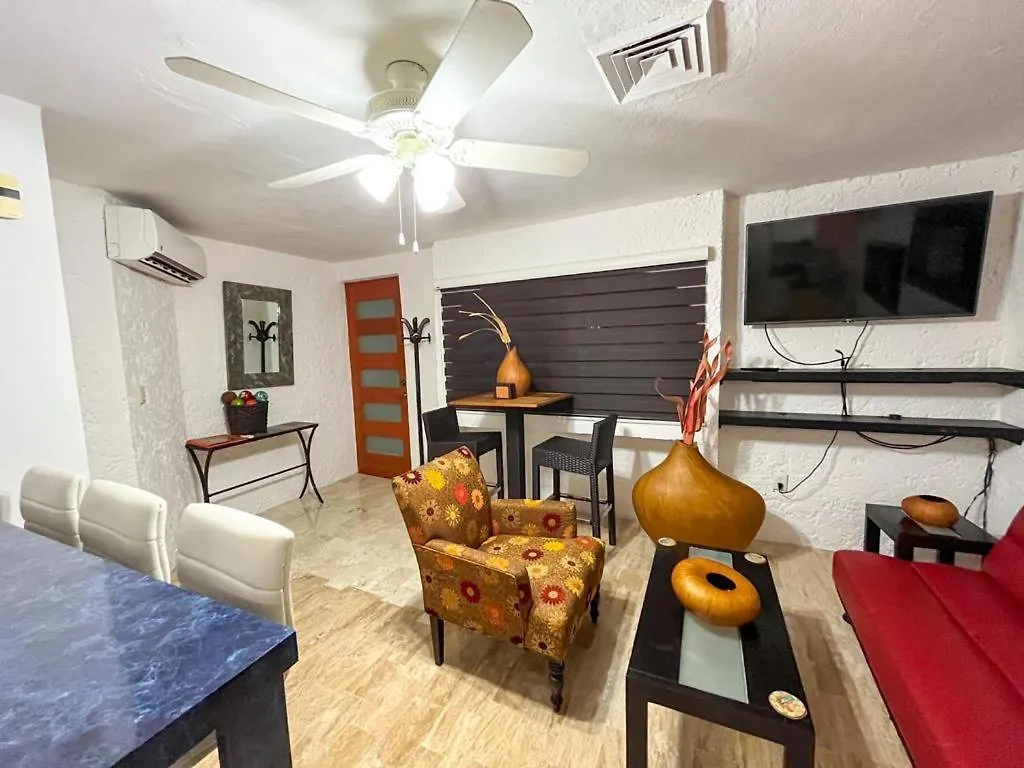 1 Room Apartment In Zona Hotelera Cancun