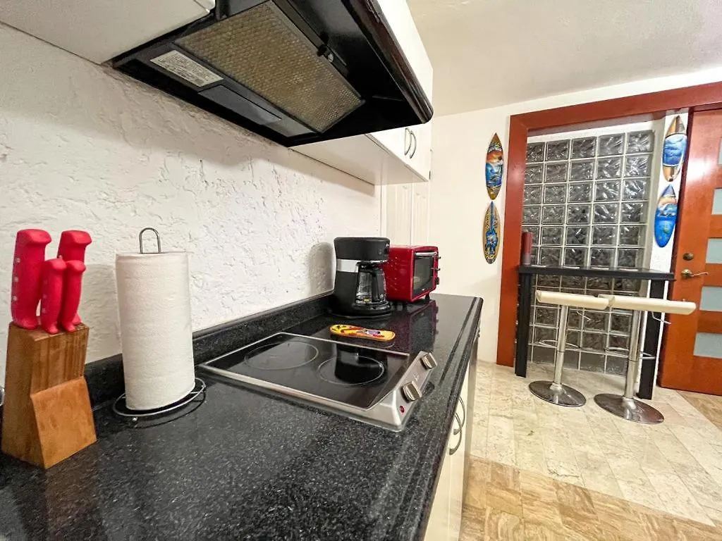 1 Room Apartment In Zona Hotelera Cancun