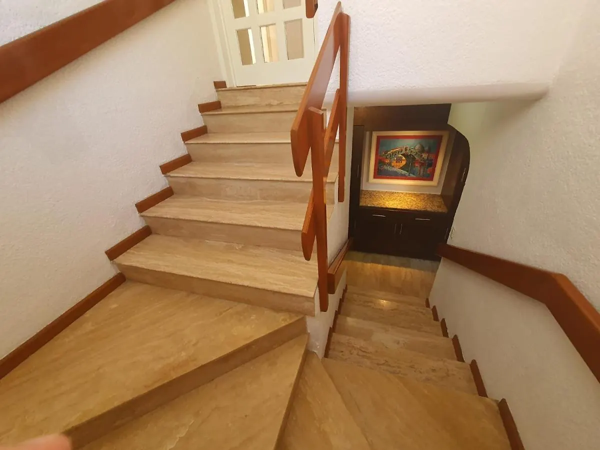 1 Room Apartment In Zona Hotelera Cancun Mexico