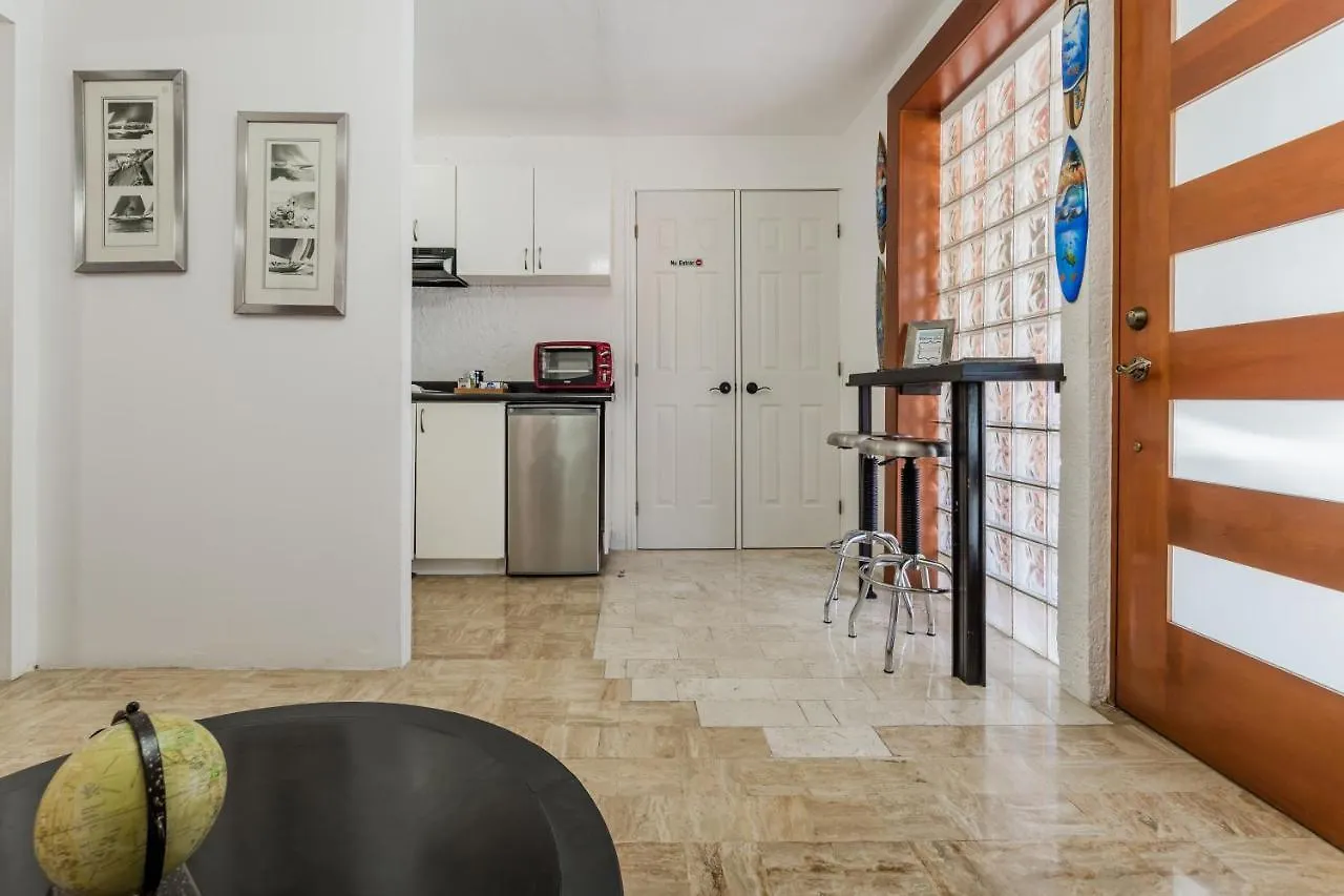 1 Room Apartment In Zona Hotelera Cancun