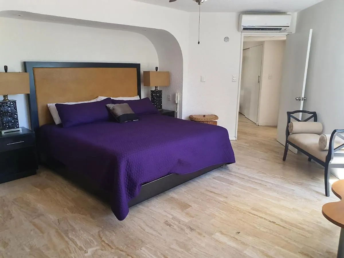 1 Room Apartment In Zona Hotelera Cancun